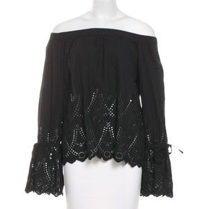 ✨SALE✨ Trovata Birds of Paradis Off-Shoulder Top
